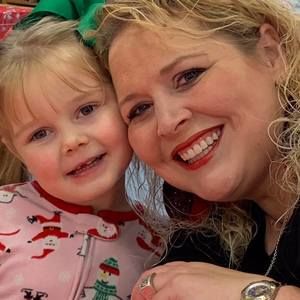 Meet your Posher, Gynnalyn